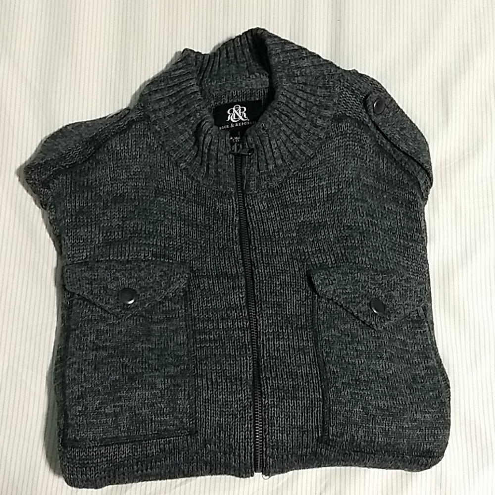 Grey Rock & Republic sweater